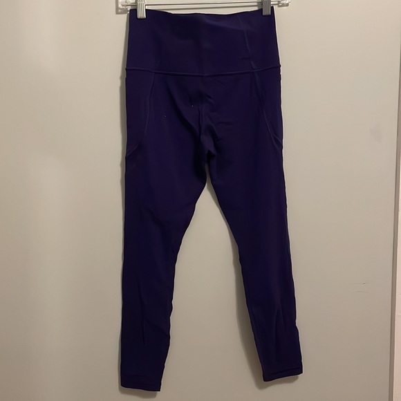 Athleta Salutation Mesh 7/8 Tight Legging - Picture 2 of 5